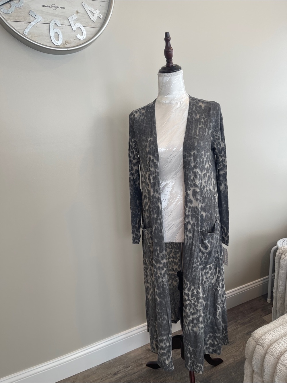 LuLaRoe Gray Leopard Print Duster Cardigan